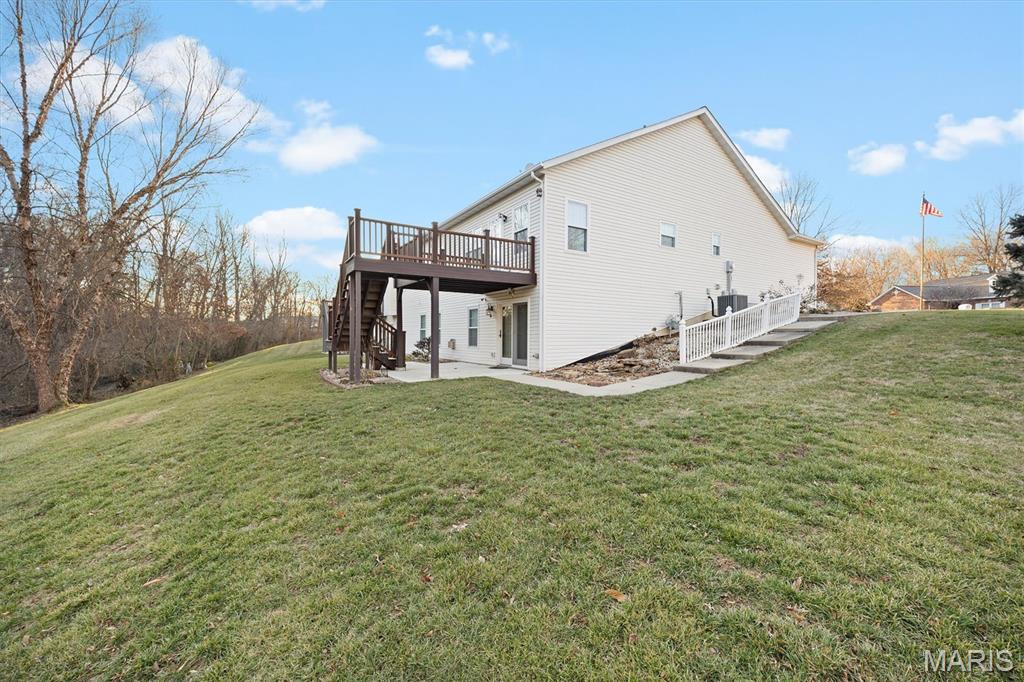 1675 Lakepointe Estates Drive O'Fallon, IL 62269 - Photo 34 of 39