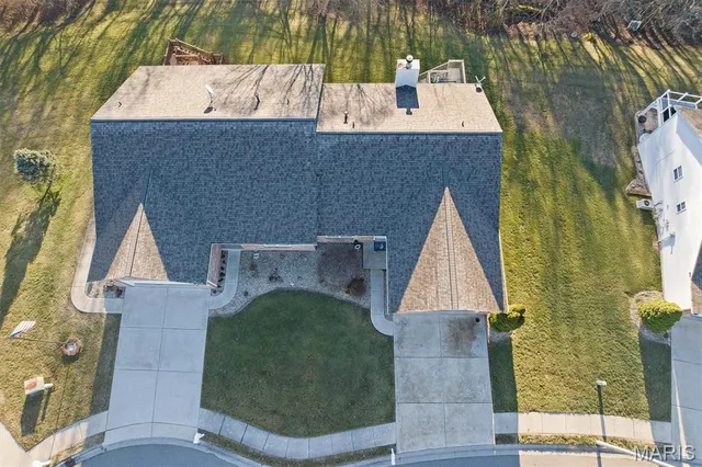 $385,000 | 1675 Lakepointe Estates Drive, O'Fallon, IL 62269