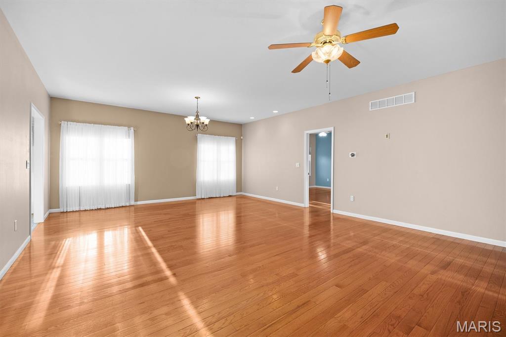 1675 Lakepointe Estates Drive O'Fallon, IL 62269 - Photo 10 of 39