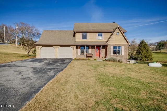 $550,000 | 124 Highland Hills Drive, Gray, TN 37615