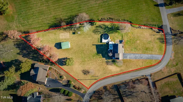 $550,000 | 124 Highland Hills Drive, Gray, TN 37615