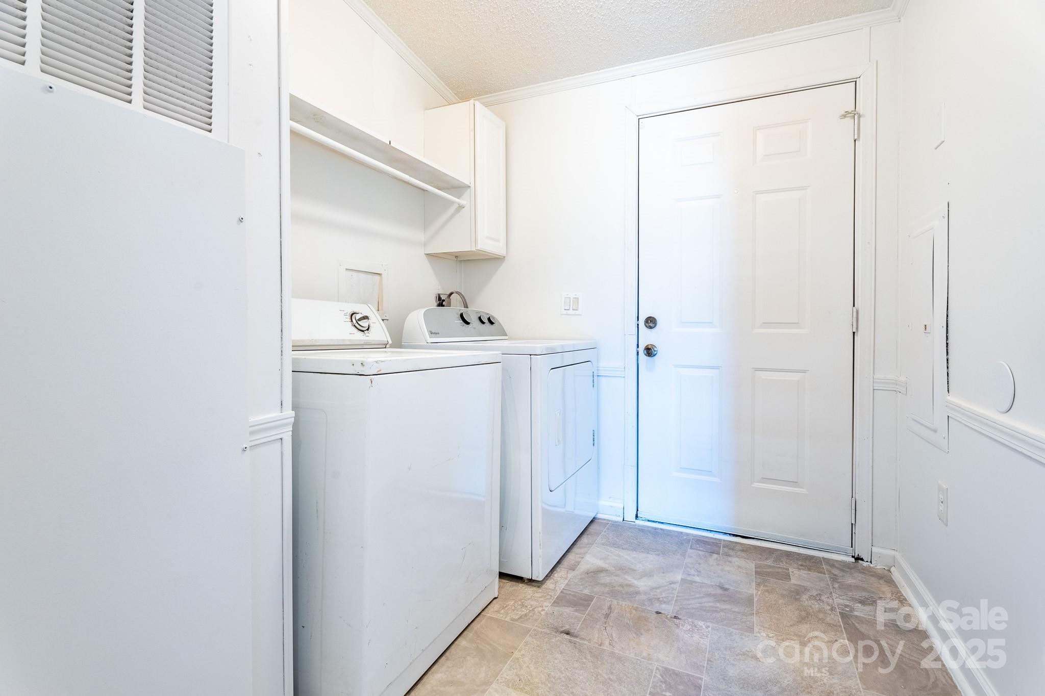 964 Lavender Road Grover, NC 28073 - Photo 15 of 26 a view of utility room with closet