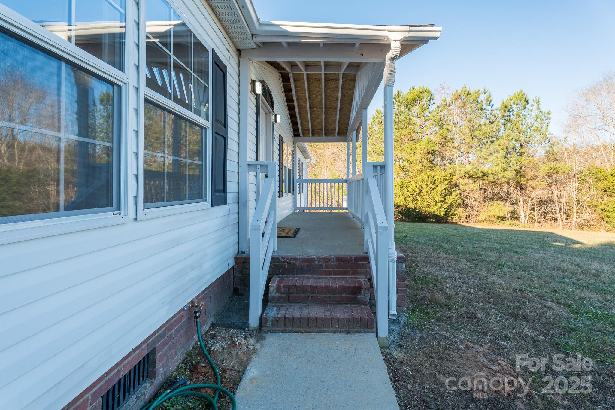 964 Lavender Road Grover, NC 28073 - Photo 18 of 26 a view of entryway front of house