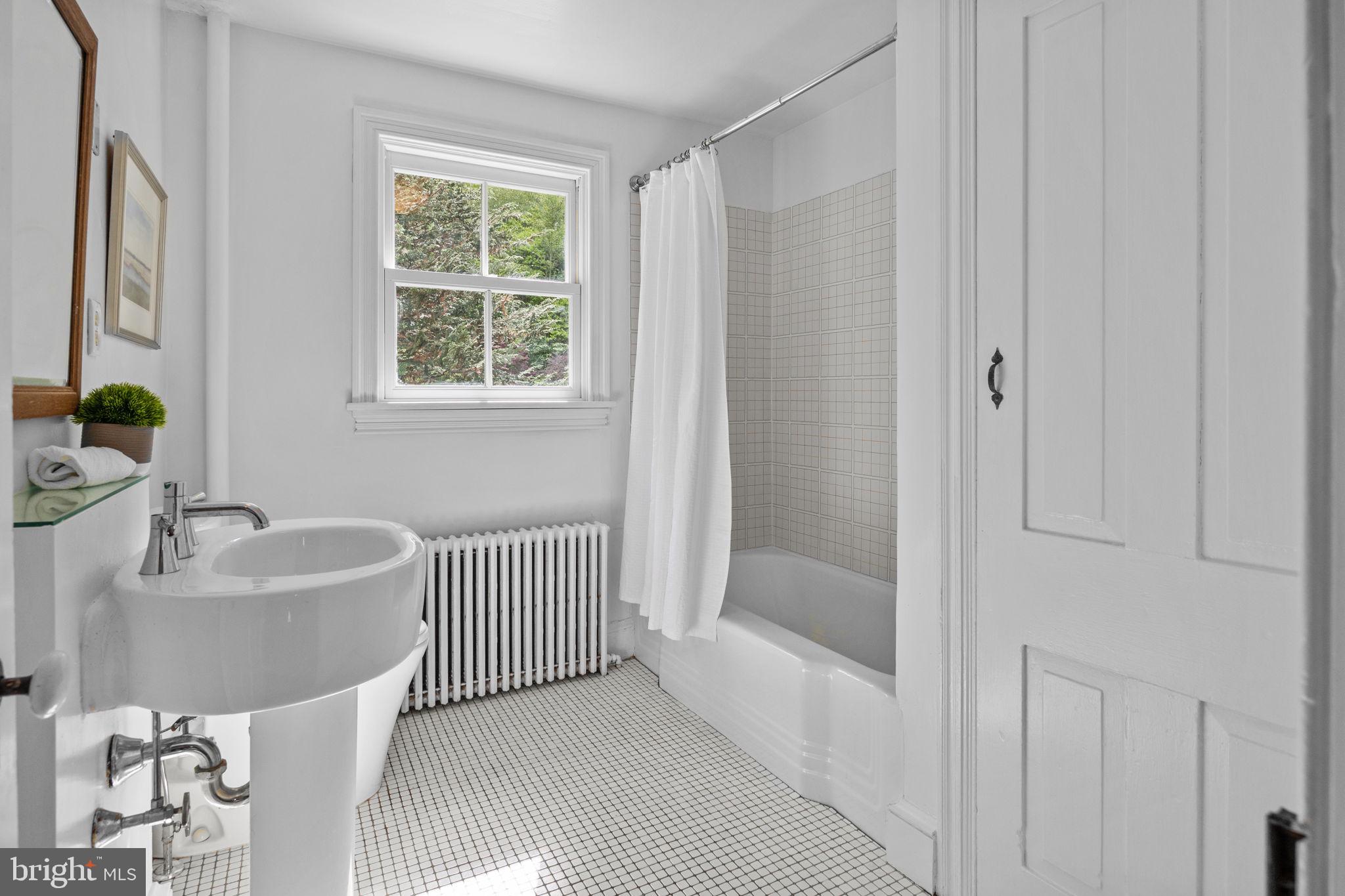 3697 River Road Lumberville, PA 18933 - Photo 22 of 53 Full Bathroom