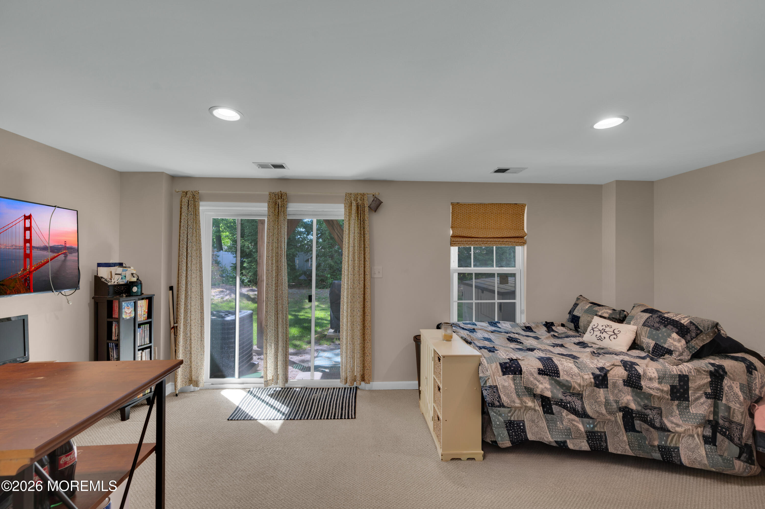 111 Spirit Way Brick, NJ 08723 - Photo 4 of 30 1st Floor 1