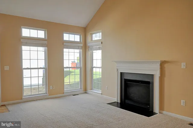 $435,900 | 112 Smoke House Court, Stephens City, VA 22655