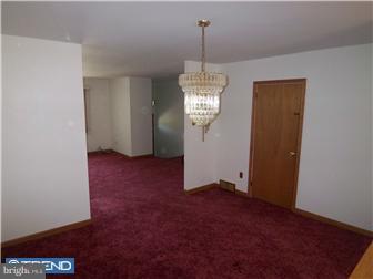 10821 Academy Road Philadelphia, PA 19154 - Photo 4 of 12 Dining Room