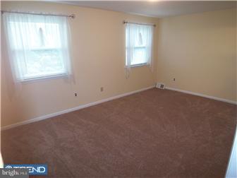 10821 Academy Road Philadelphia, PA 19154 - Photo 8 of 12 Bedroom - Main