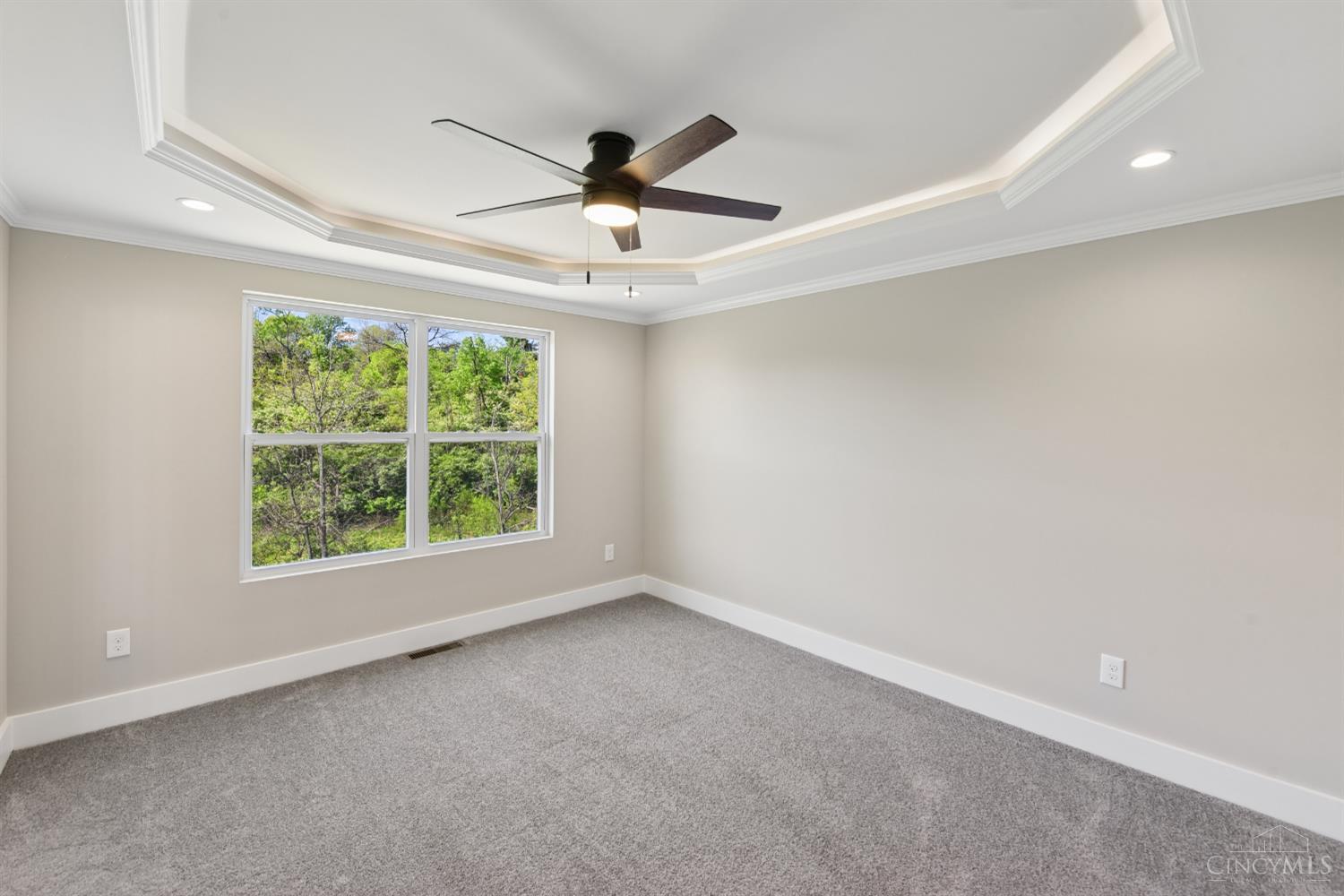 1115 Compton Road Cincinnati, OH 45231 - Photo 25 of 47