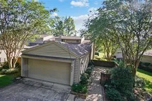 $3,000 | 587 Beau Chene Drive, Mandeville, LA 70471