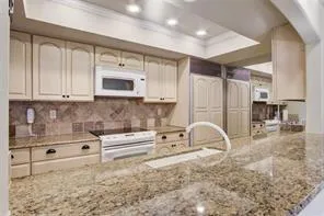 $3,000 | 587 Beau Chene Drive, Mandeville, LA 70471