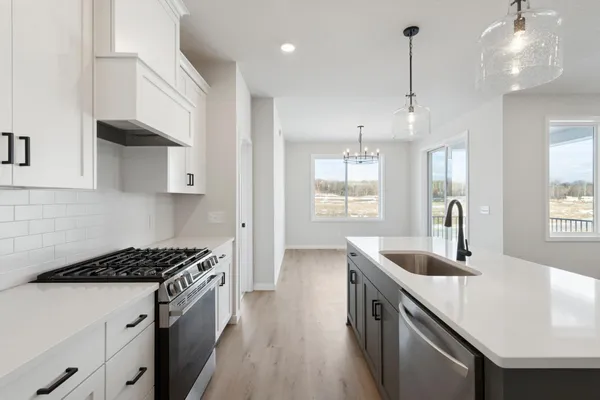 $594,750 | 11549 202nd Street West, Lakeville, MN 55044