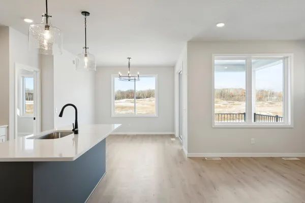 $594,750 | 11549 202nd Street West, Lakeville, MN 55044