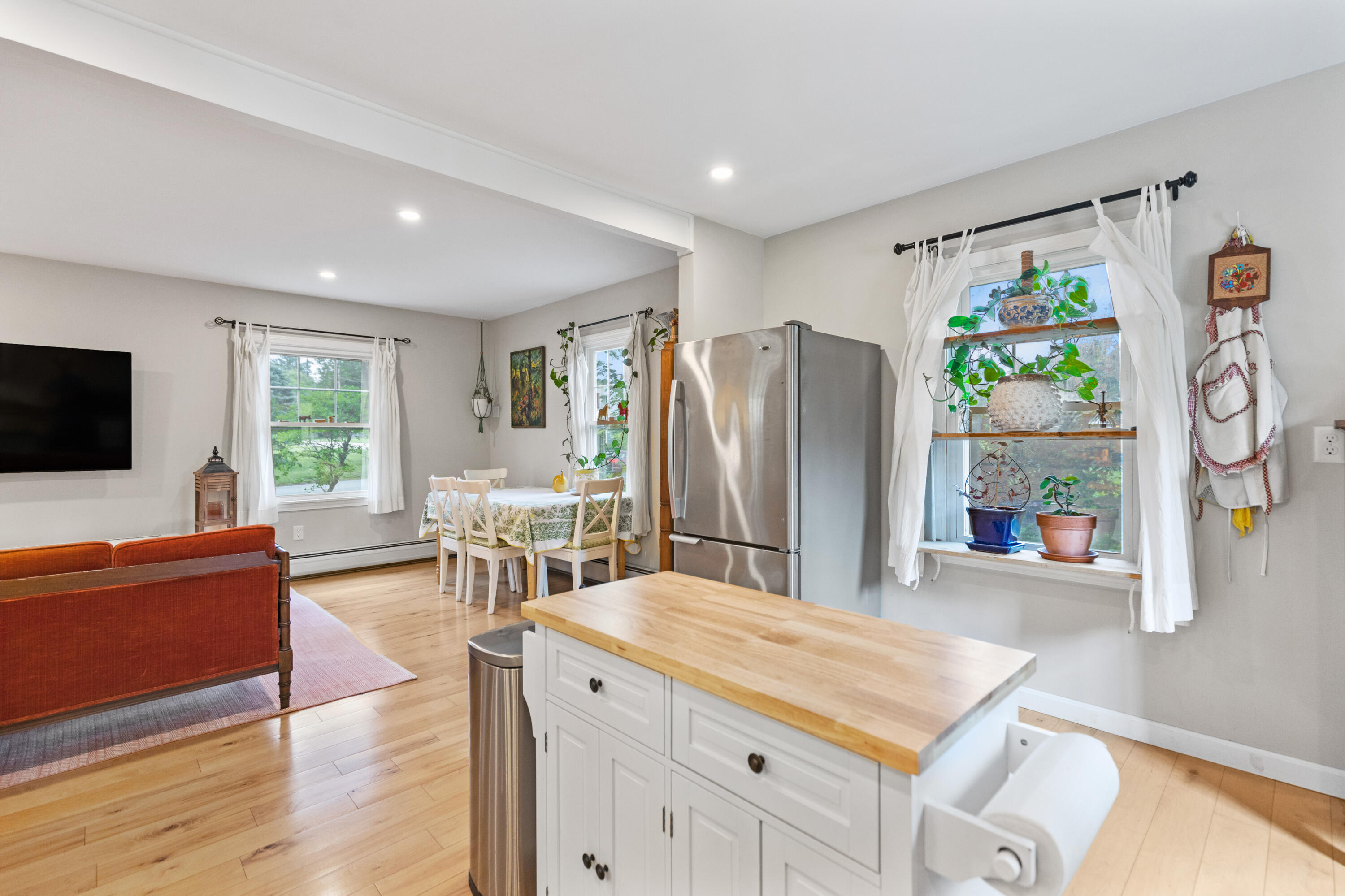42 Victor Road Portland, ME 04103 - Photo 11 of 39 Awesome kitchen