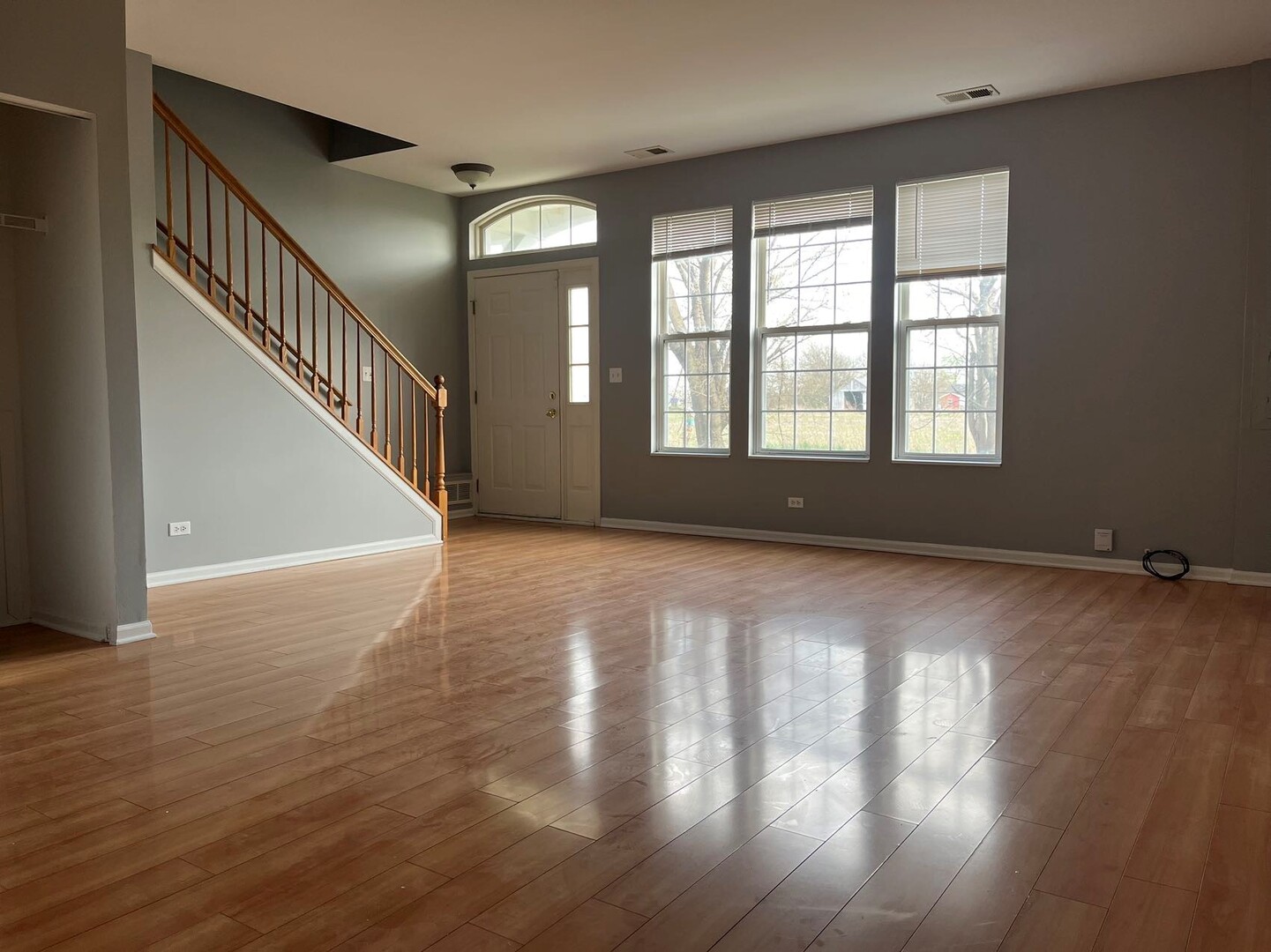 311 Springbrook Trail South, Unit 311 Oswego, IL 60543 - Photo 6 of 12