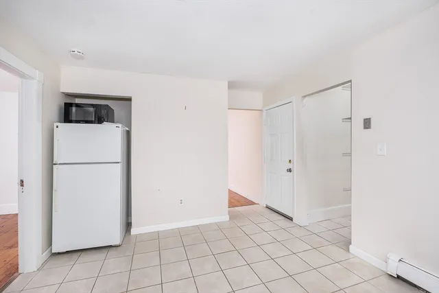 $2,600 | 12 Kilby Street, Unit 2R, Somerville, MA 02143