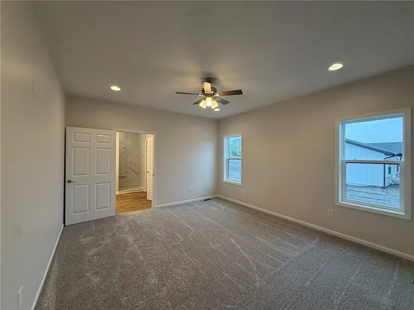 $375,000 | 1003 George Street, Effingham, KS 66023