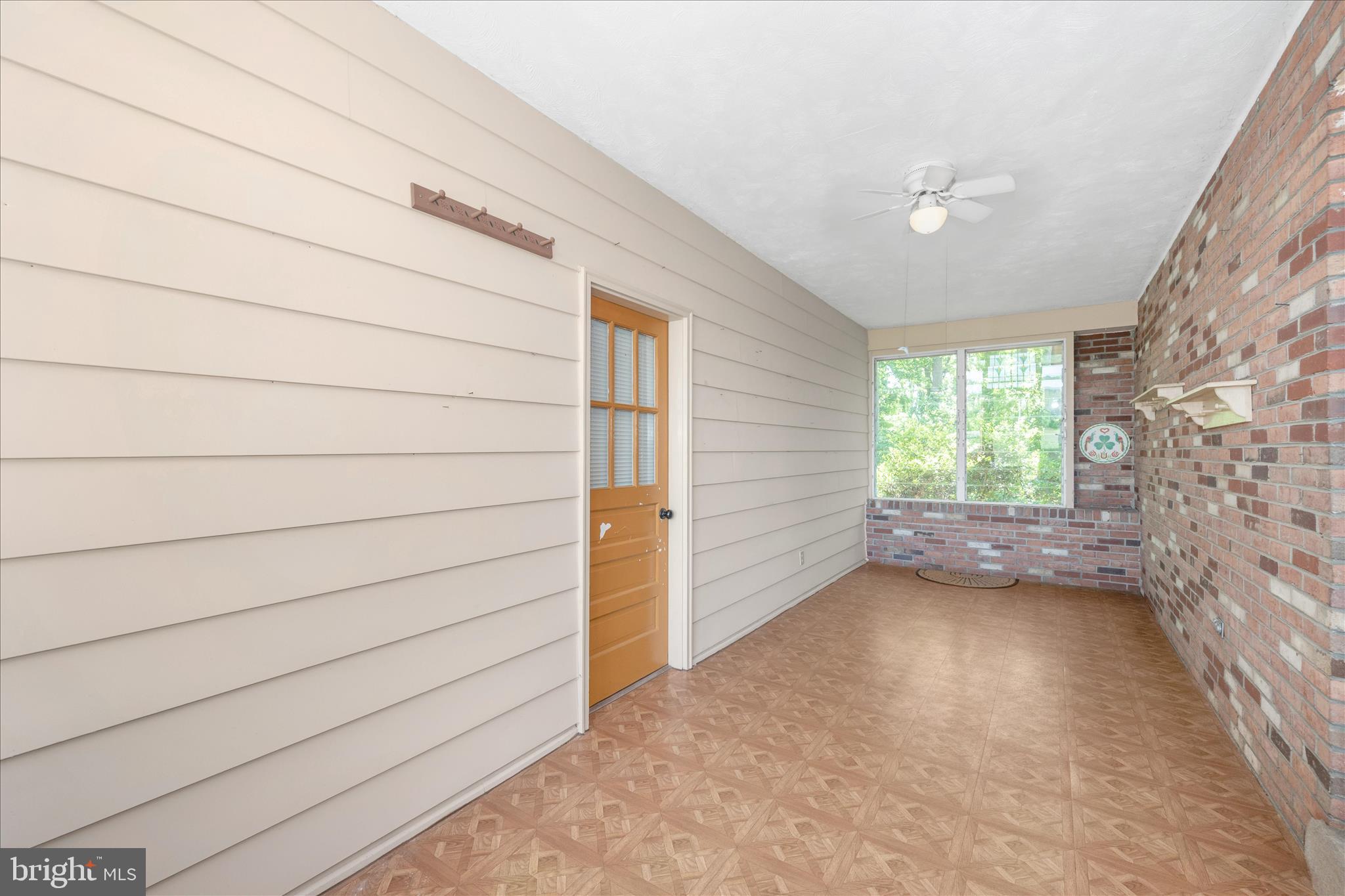 3403 Kemptown Church Road Monrovia, MD 21770 - Photo 15 of 68 Breezeway