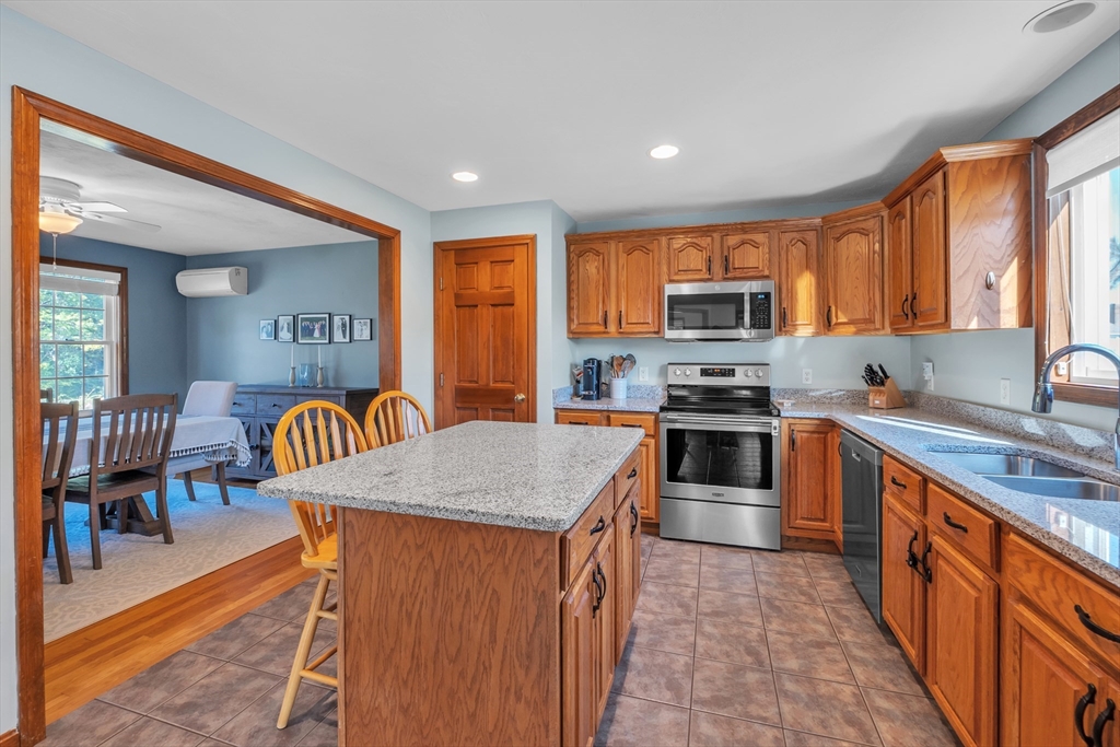 16 Richards Avenue Rutland, MA 01543 - Photo 8 of 39 Gallery Image 8