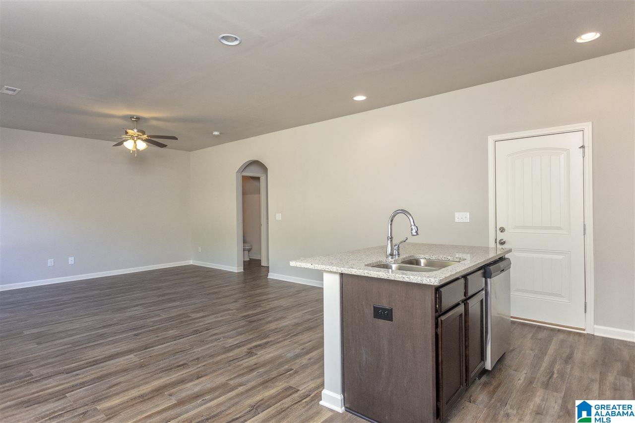 570 Briar Ridge Circle Odenville, AL 35120 - Photo 9 of 20