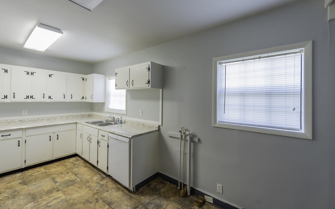 400 Ridgeway Drive Chattanooga, TN 37415 - Photo 12 of 19 DSC_2878