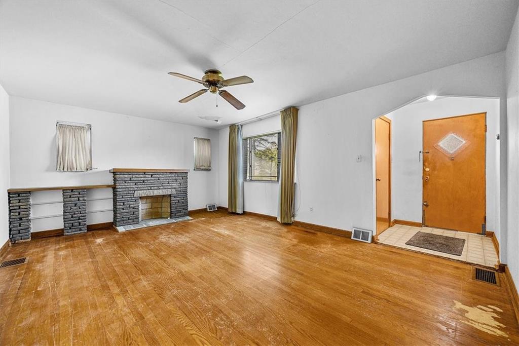 1224 Silver Lane McKees Rocks, PA 15136 - Photo 9 of 25 Gallery Image 9