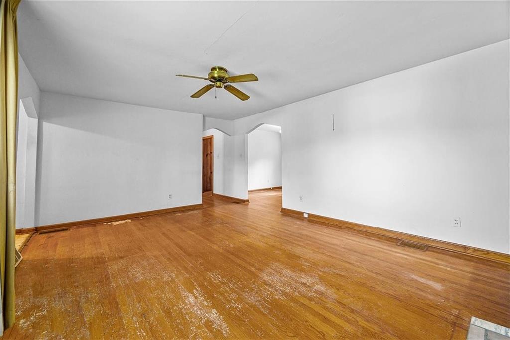 1224 Silver Lane McKees Rocks, PA 15136 - Photo 10 of 25 Gallery Image 10