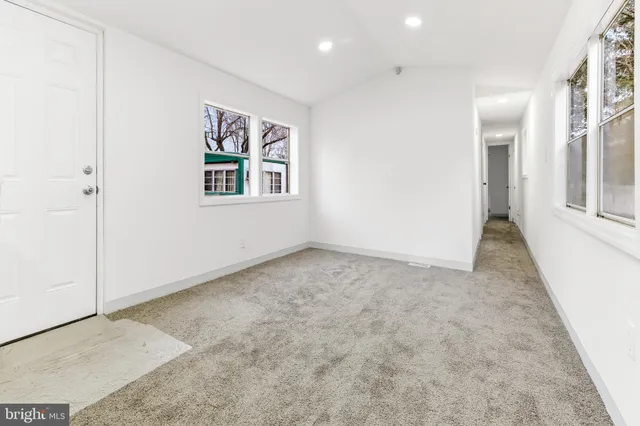 $75,000 | 6 Marathon Drive, Mantua, NJ 08051