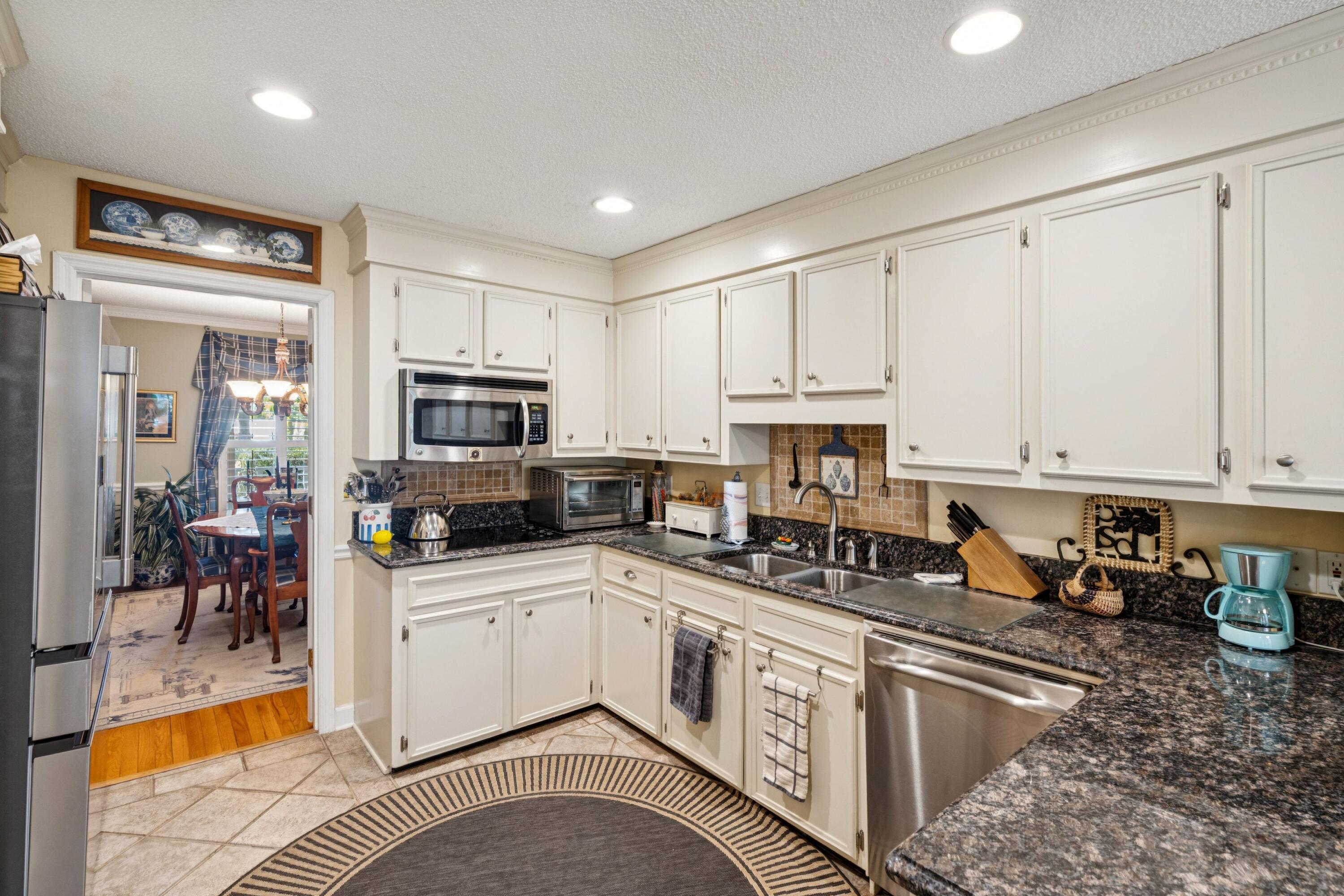 108 Old Postern Road Summerville, SC 29483 - Photo 10 of 57 009_108oldposternrd-keeneyemarketing-015