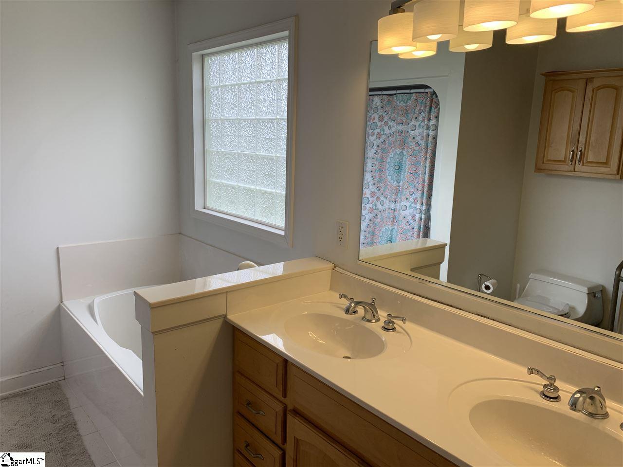 200 Fairway Estates Road Greer, SC 29651 - Photo 16 of 19 Gallery Image 16