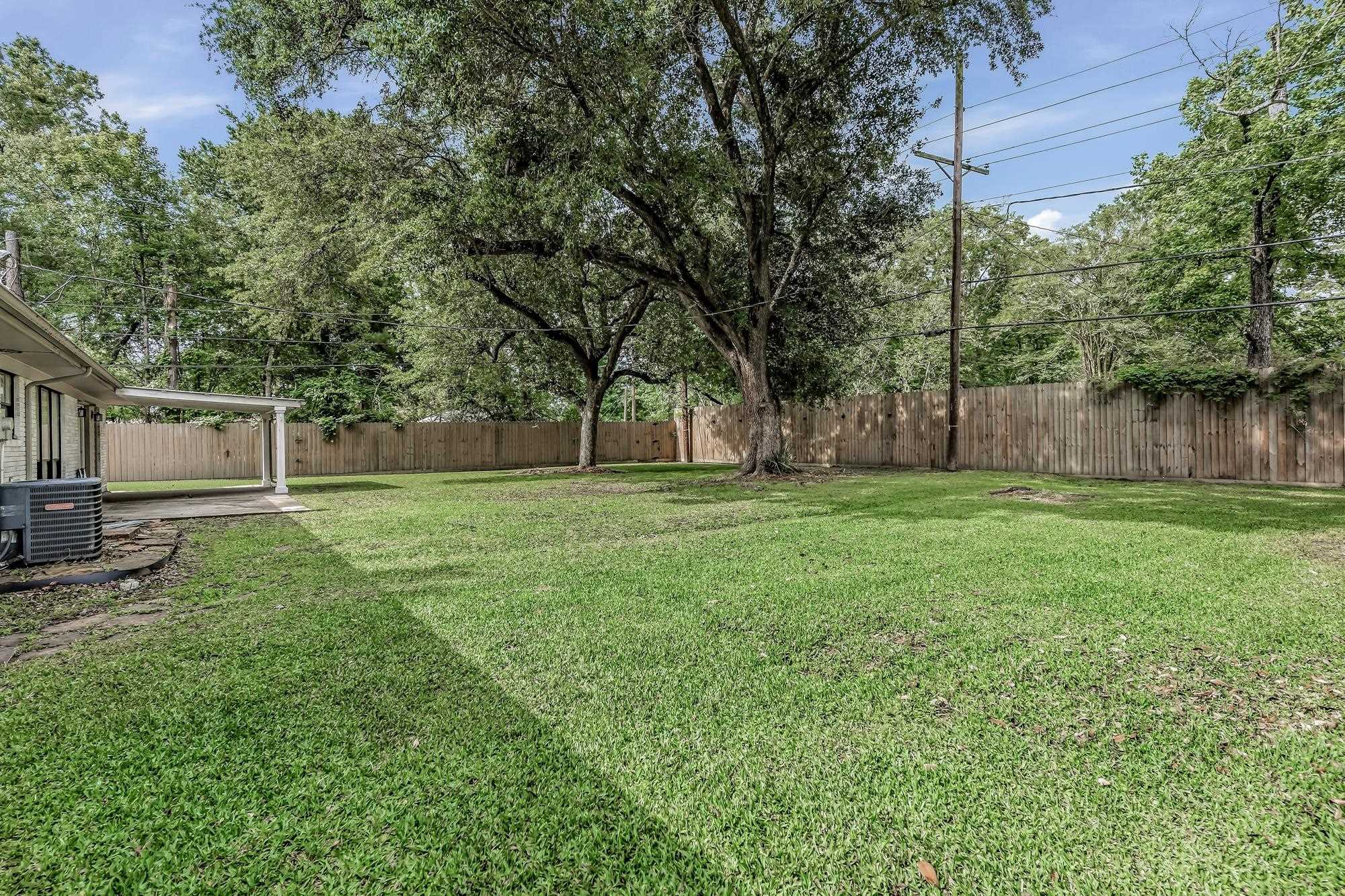 835 Howell Street Beaumont, TX 77706 - Photo 30 of 31