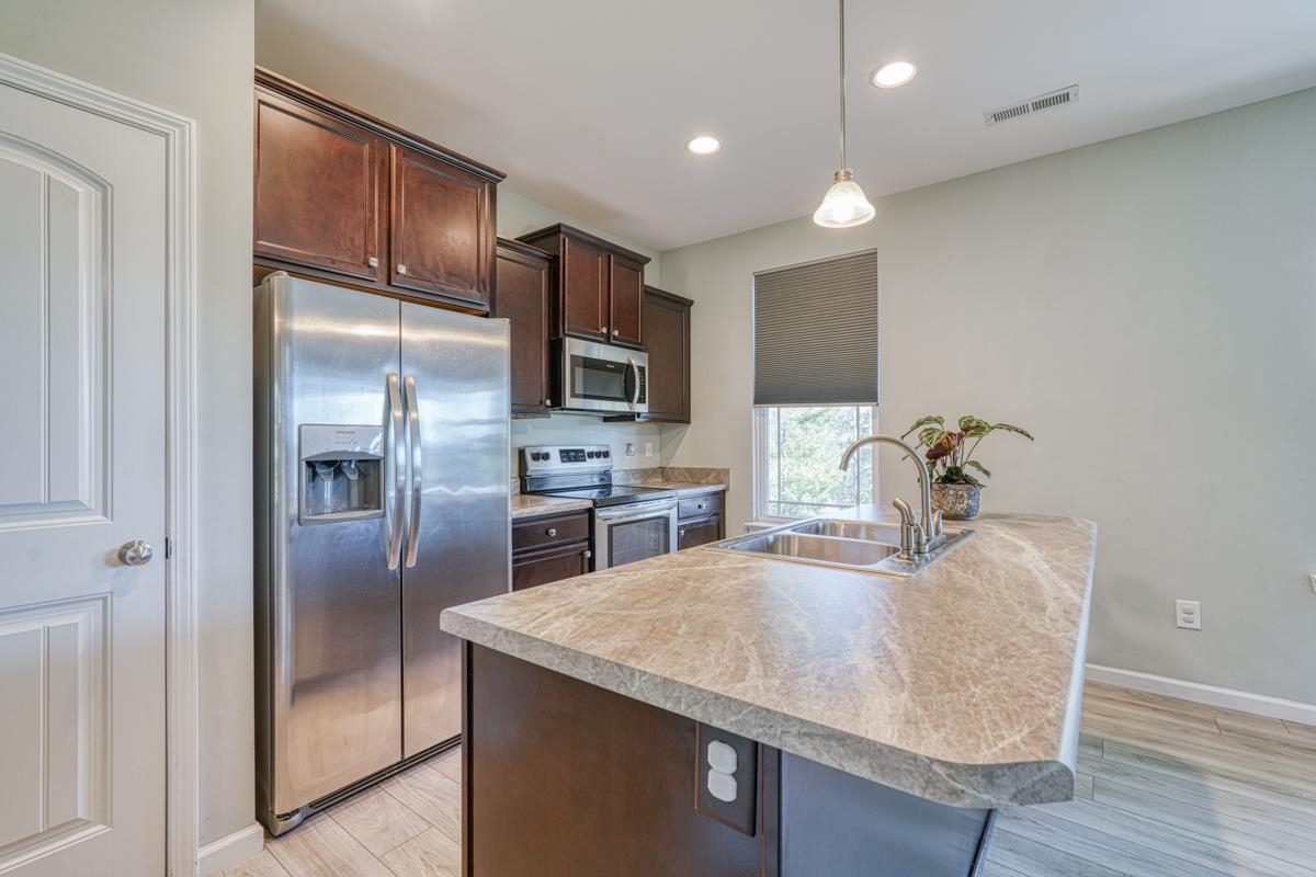 19 Lyman Lake Road Lyman, SC 29365 - Photo 8 of 28
