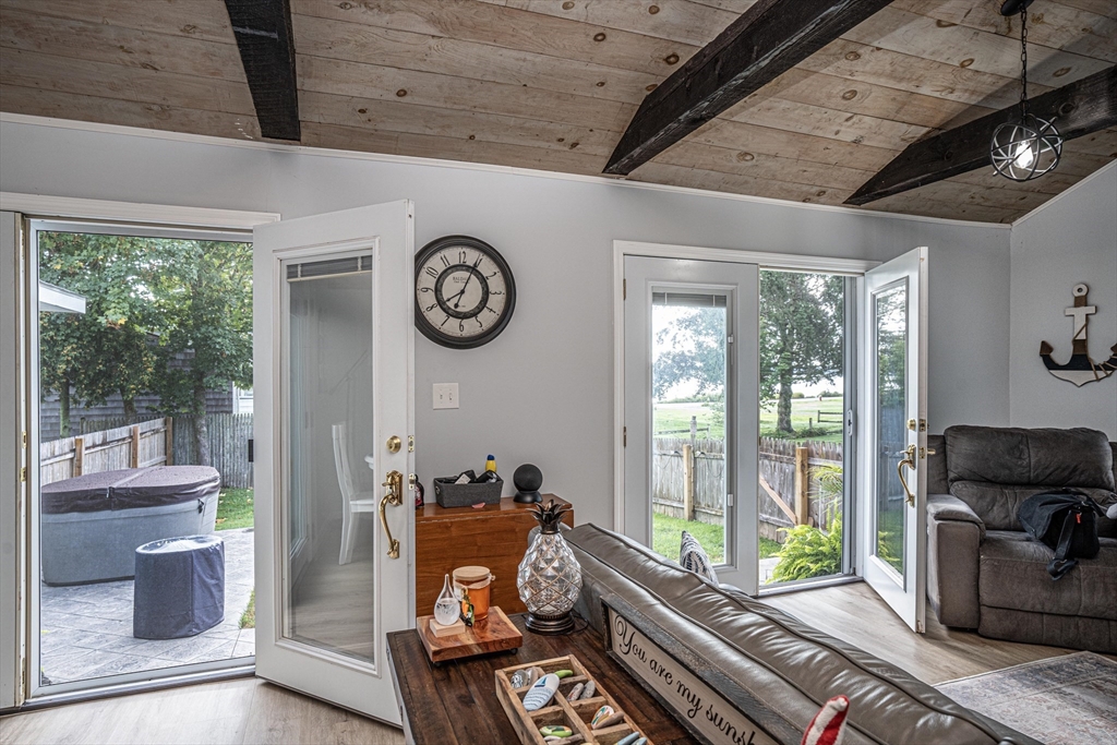 805 Pearse Road Swansea, MA 02777 - Photo 19 of 41 Gallery Image 19