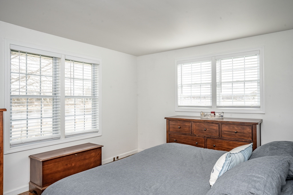 805 Pearse Road Swansea, MA 02777 - Photo 38 of 41 Gallery Image 38