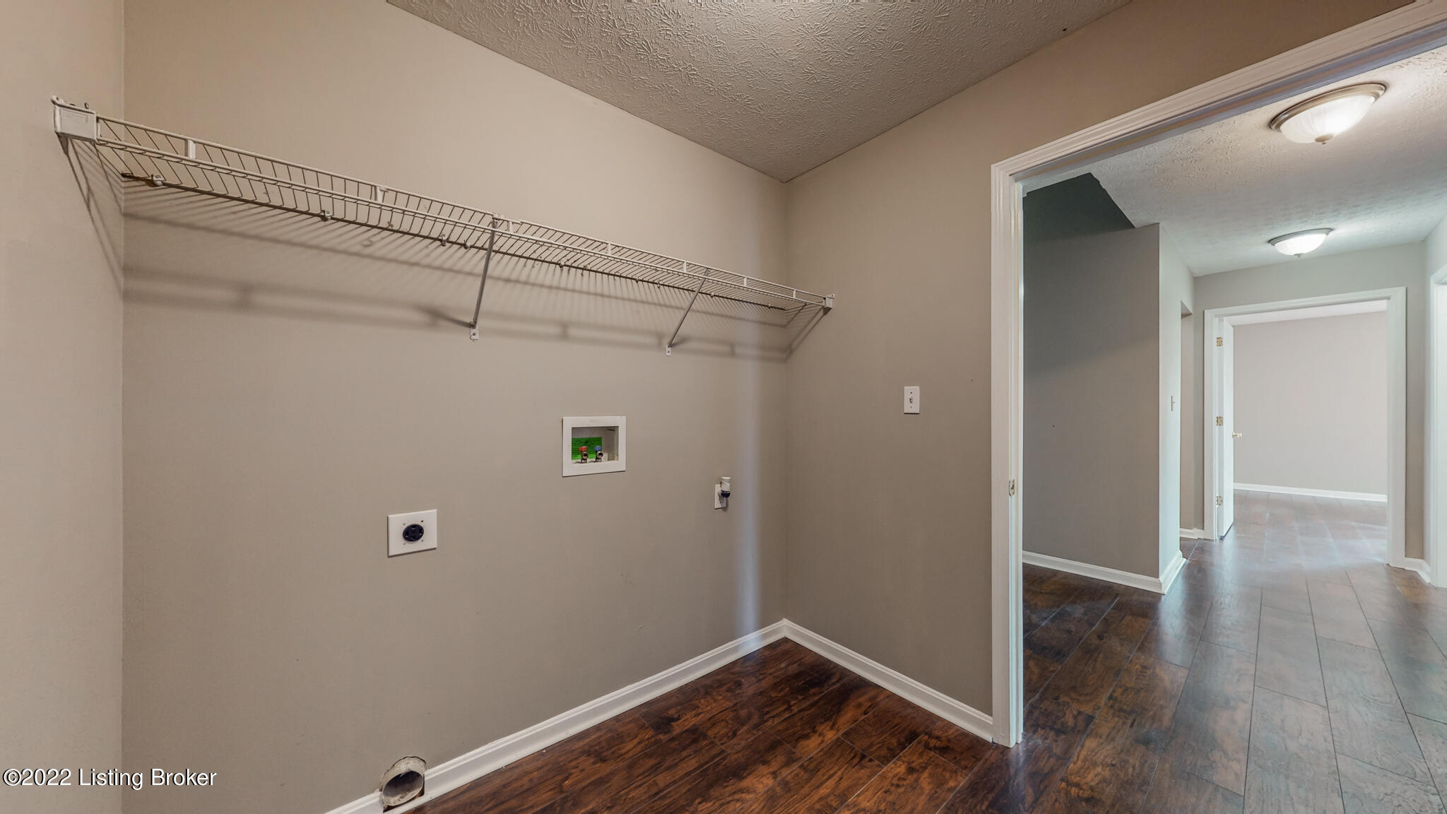 7907 Westbrook Road Louisville, KY 40258 - Photo 28 of 41 7907 Westbrook Rd Louisville KY 40258-20