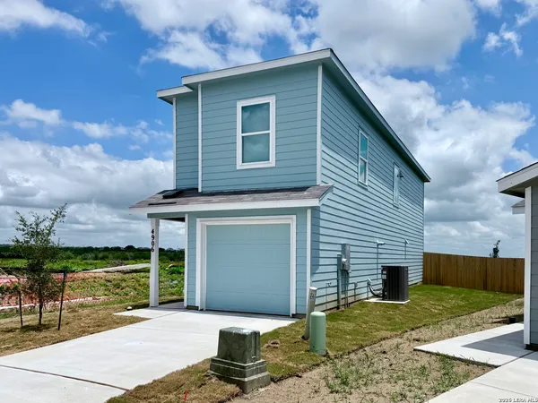 $1,350 | 4906 Winecup Cove, Converse, TX 78109