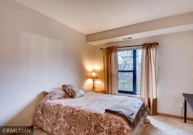 $1,550 | 7600 Lyndale Avenue South, Unit 226, Richfield, MN 55423