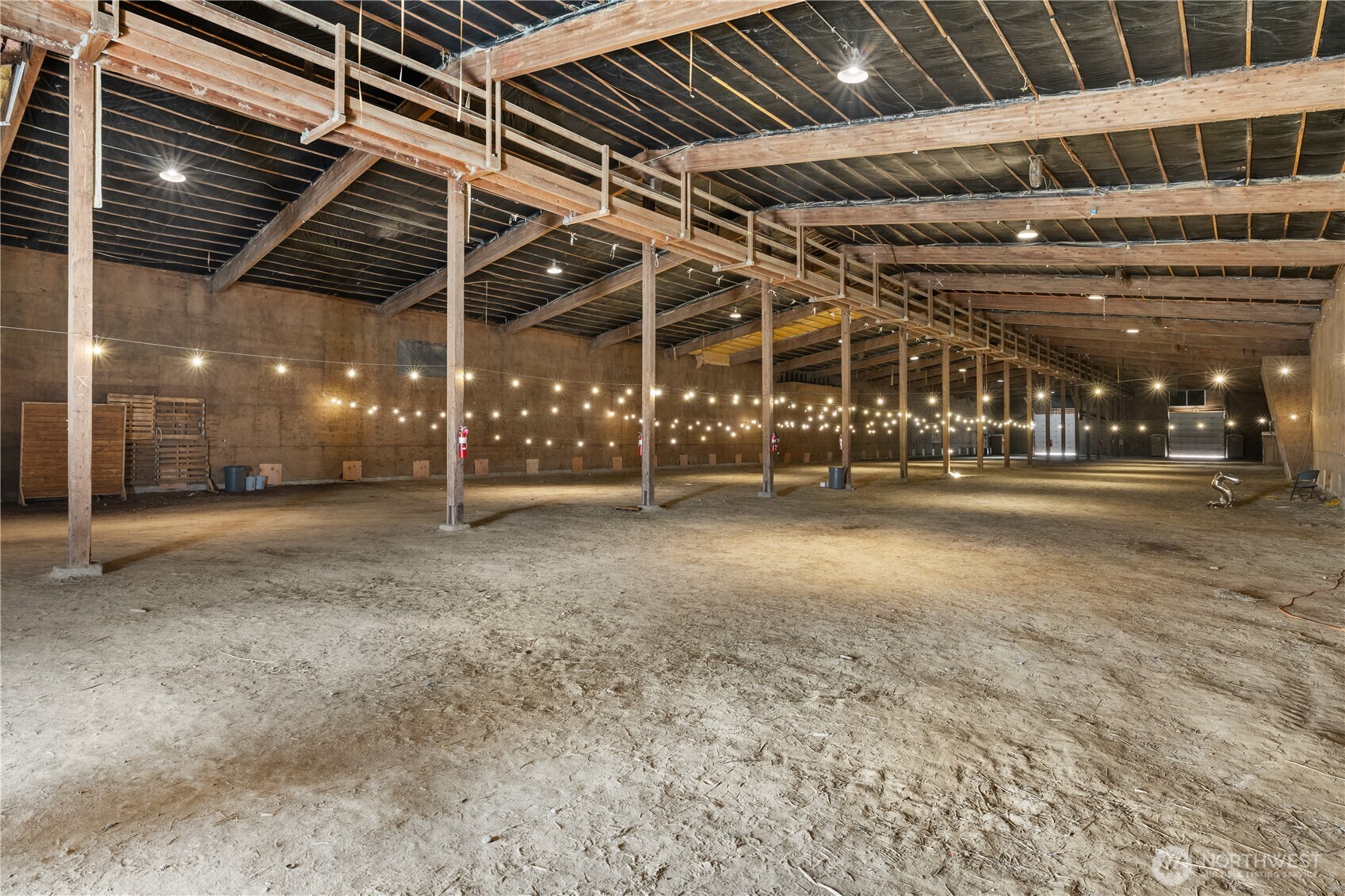 0 25th Road Southwest Mattawa, WA 99349 - Photo 7 of 10 a view of a big room with wooden walls