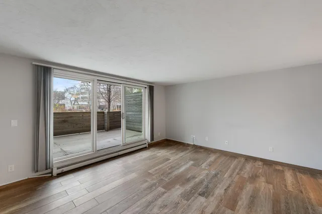 $2,295 | 1200 Nicollet Mall, Unit 218, Minneapolis, MN 55403