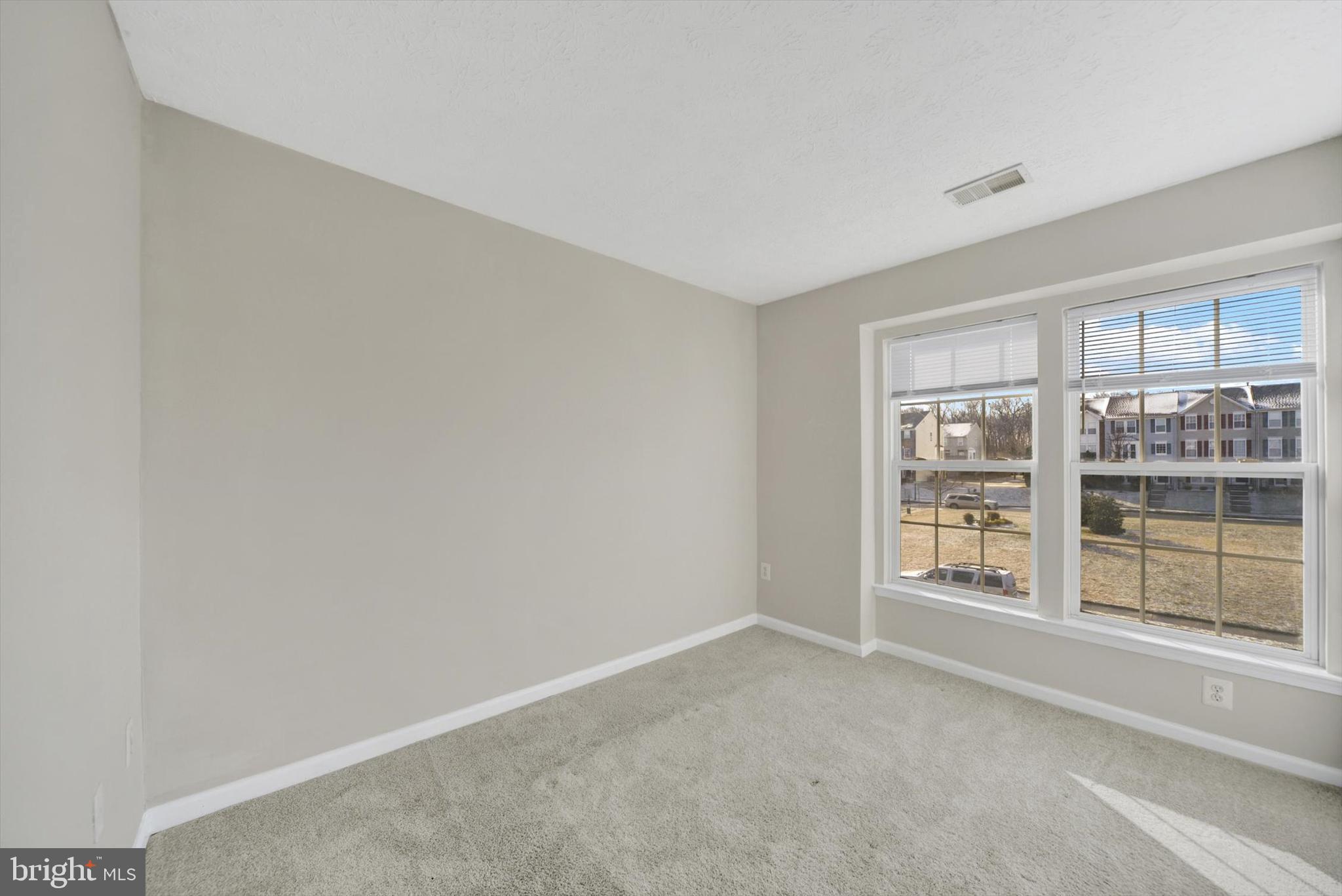 5032 Finsbury Road Rosedale, MD 21237 - Photo 19 of 36