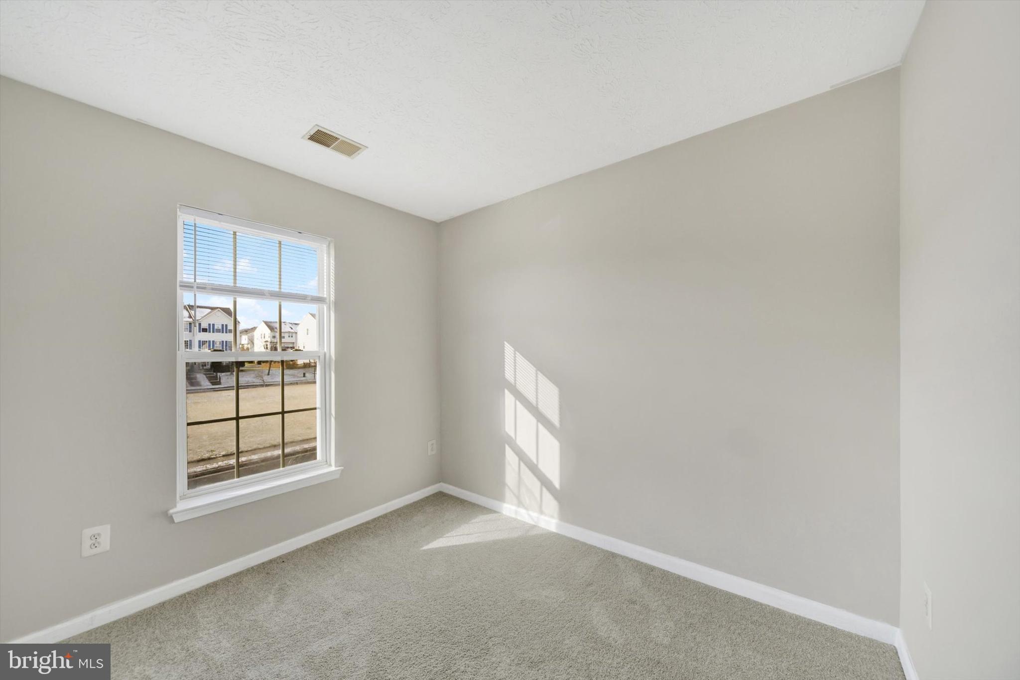 5032 Finsbury Road Rosedale, MD 21237 - Photo 21 of 36