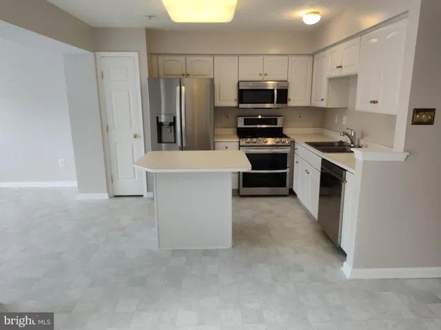 $2,700 | 5032 Finsbury Road, Rosedale, MD 21237