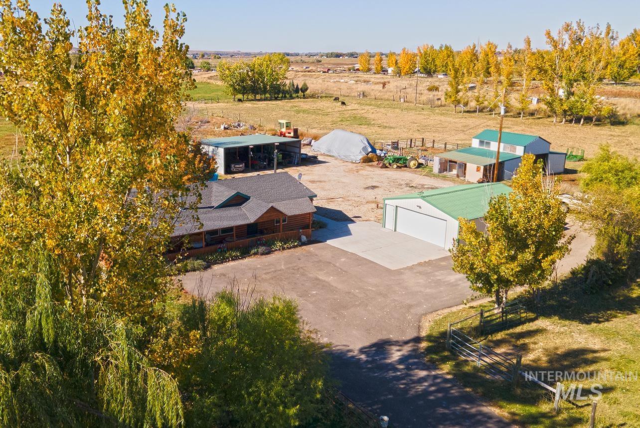 2625 Berglund Road Emmett, ID 83617 - Photo 5 of 46