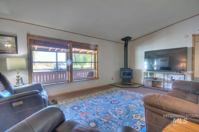 $810,900 | 2625 Berglund Road, Emmett, ID 83617