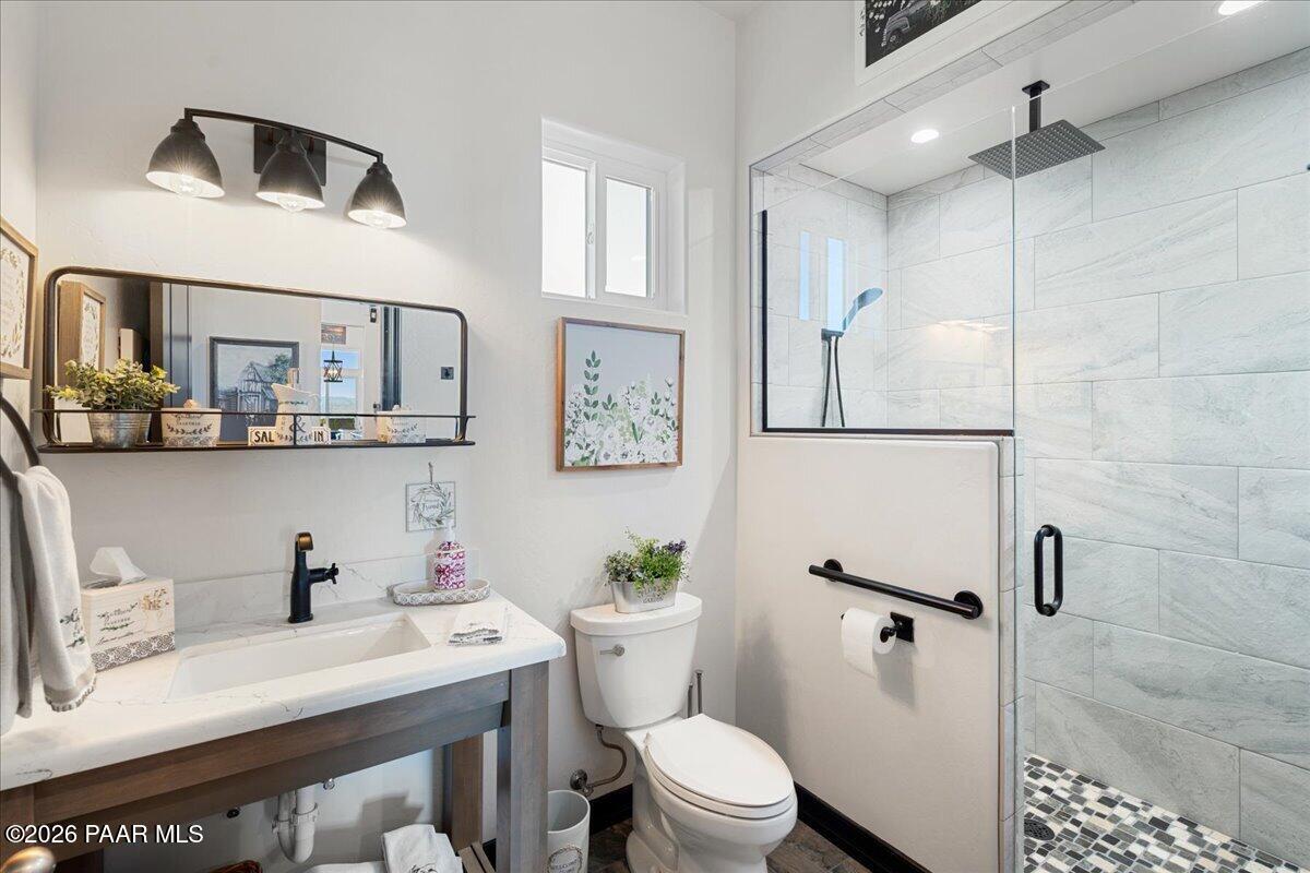 11455 East Harley Drive Prescott Valley, AZ 86315 - Photo 28 of 68 Bathroom