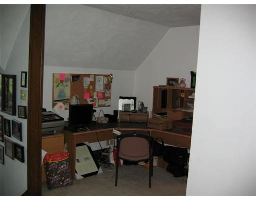 555 Robinson Church Road Bulger, PA 15019 - Photo 14 of 17 Computer Room.