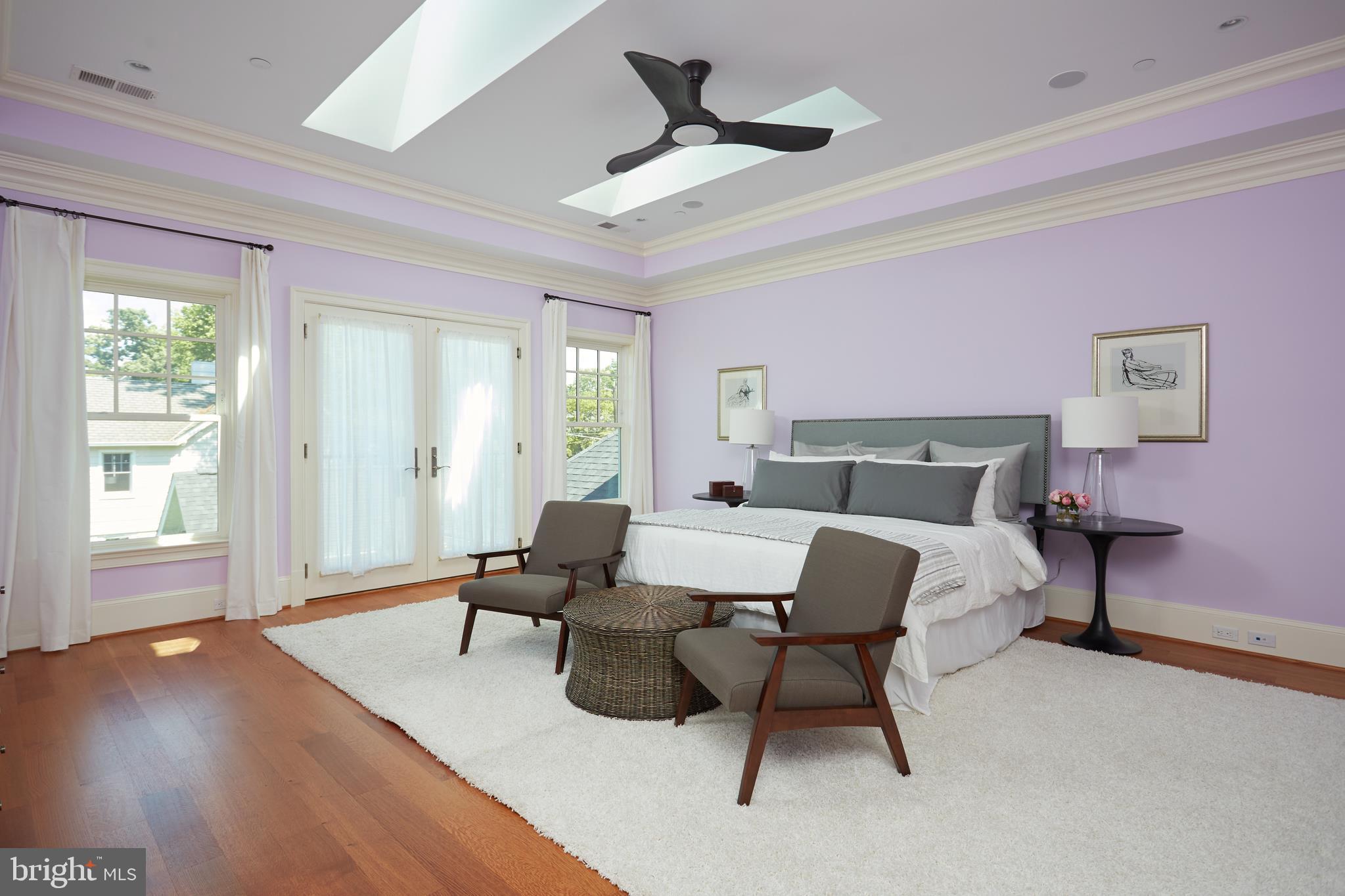 8003 Maple Ridge Road Bethesda, MD 20814 - Photo 20 of 30 a living room with furniture and a window