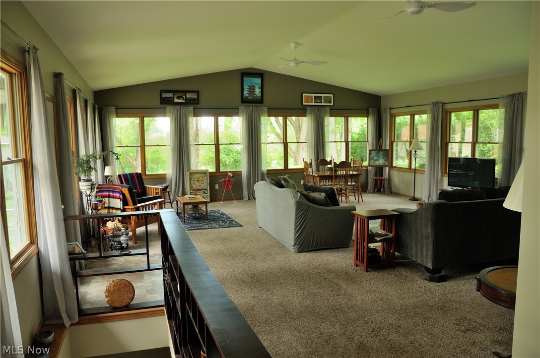 1565 Duffus Road Northeast Warren, OH 44484 - Photo 10 of 42