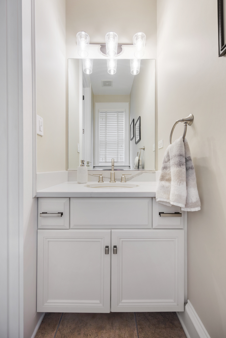 1726 Kay Road Wheaton, IL 60187 - Photo 26 of 50