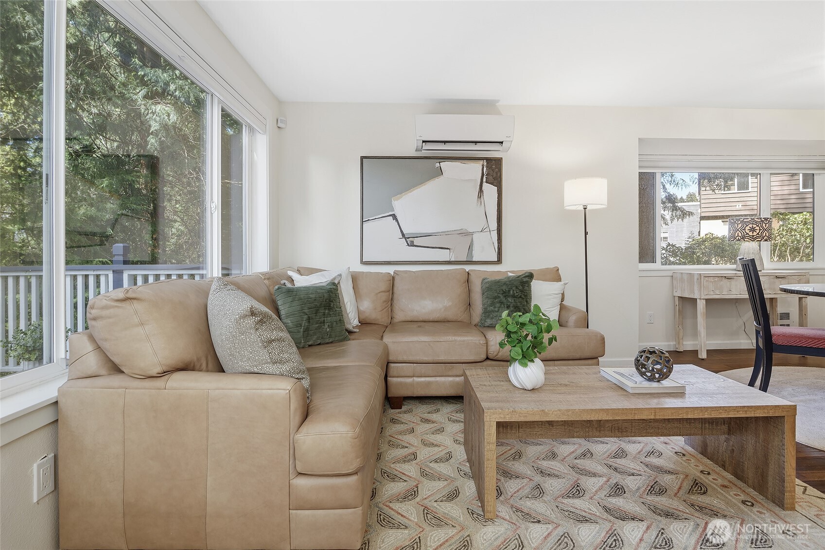 9165 45th Avenue Southwest, Unit 6 Seattle, WA 98136 - Photo 11 of 40